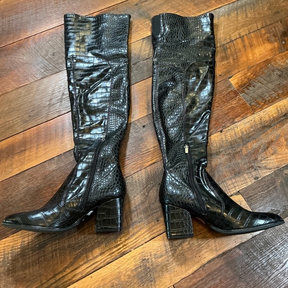 Marc Fisher Black Croc Embossed Knee High Block Heel Boots Women’s Size 7.5 - Picture 8 of 9